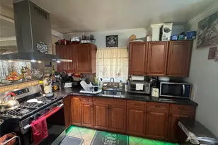 114-29 147th St, Jamaica, NY 11436 - Photo 6