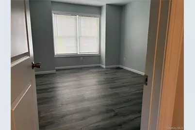 17B Dunes Lane #Right, Port Washington, NY 11050 - Photo 24
