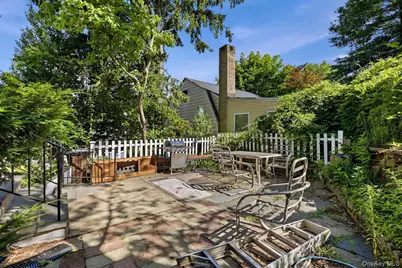 21 New Avenue, Yonkers, NY 10704 - Photo 4