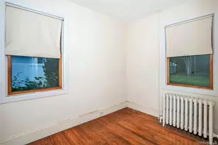 33 Laurel Dr, Smithtown, NY 11787 - Photo 14