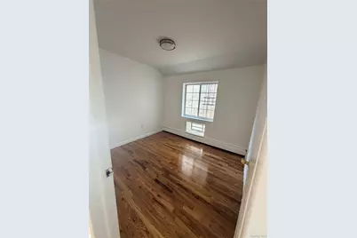 8418 129th Street, Kew Gardens, NY 11415 - Photo 16