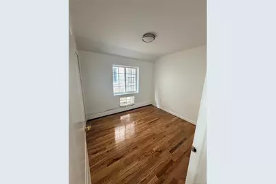 8418 129th Street, Kew Gardens, NY 11415 - Photo 12
