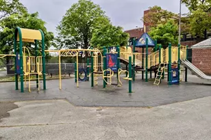 72-75 Little Neck Pkwy, Glen Oaks, NY 11004 - Photo 38