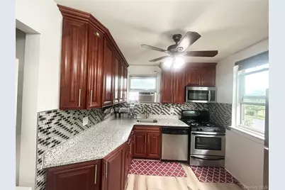72-75 Little Neck Parkway #G-2, Glen Oaks, NY 11004 - Photo 10