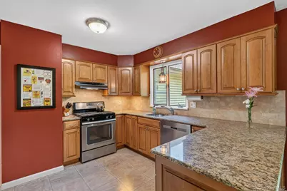 4 Denim Place, White Plains, NY 10603 - Photo 14