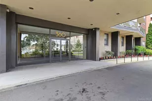 360 Westchester Ave, Port Chester, NY 10573 - Photo 8