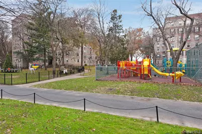 30-15 Hobart Street #4D, Woodside, NY 11377 - Photo 26