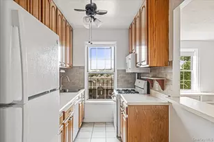 30-15 Hobart St, Woodside, NY 11377 - Photo 4