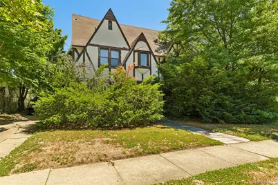 38 Cedarhurst Avenue, Cedarhurst, NY 11516 - Photo 2