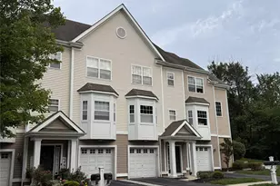 54 Fairways Dr, Middletown, NY 10940 - Photo 6