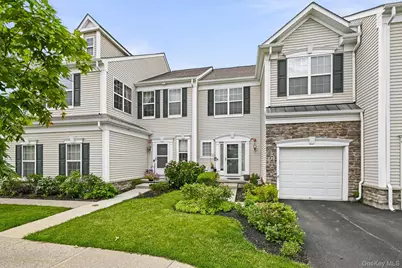 19 Brighton Drive #1702, Newburgh, NY 12550 - Photo 2
