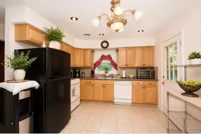 12 Princeton Drive, Dix Hills, NY 11746 - Photo 4