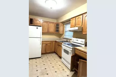 1551 Sweetman Avenue, Elmont, NY 11003 - Photo 16