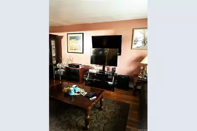 1551 Sweetman Avenue, Elmont, NY 11003 - Photo 10