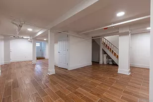 209 Smith St, Freeport, NY 11520 - Photo 20