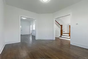 209 Smith St, Freeport, NY 11520 - Photo 6