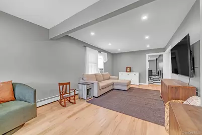 93 Overton Street, Deer Park, NY 11729 - Photo 12
