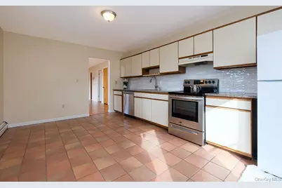 132 Woodland Drive, Pleasantville, NY 10570 - Photo 4