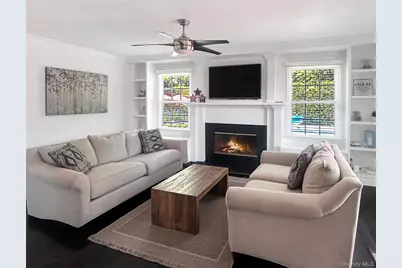 5765 Bergen Avenue, Mattituck, NY 11952 - Photo 12