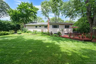 44 Winslow Ln, Smithtown, NY 11787 - Photo 40