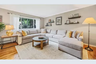 44 Winslow Lane, Smithtown, NY 11787 - Photo 16