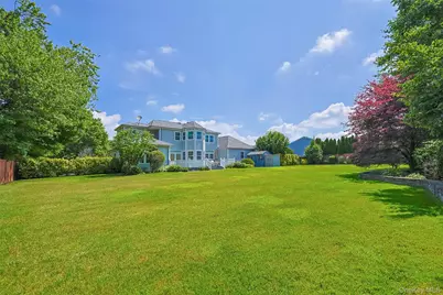 8 Parkview Drive, Jericho, NY 11753 - Photo 12
