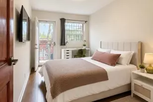 34-21 32nd St, Astoria, NY 11106 - Photo 4