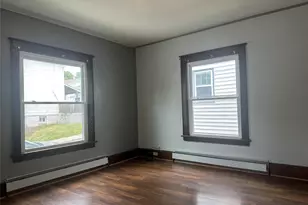4 Harding St, Middletown, NY 10940 - Photo 2
