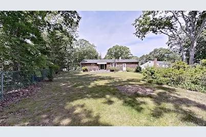 347 Miller Place Road, Miller Place, NY 11764 - Photo 22
