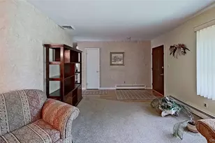 347 Miller Place Rd, Miller Place, NY 11764 - Photo 6