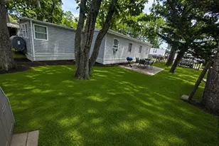 433 Mill Rd, Calverton, NY 11933 - Photo 14