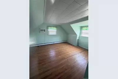 1162 Whitehall Lane, Wantagh, NY 11793 - Photo 10