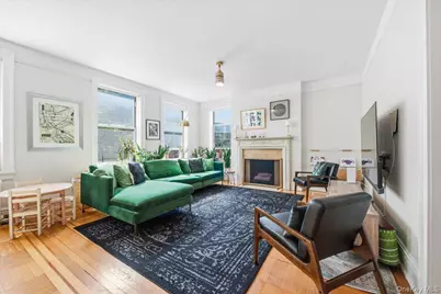 37-28 80th Street #31, Jackson Heights, NY 11372 - Photo 8