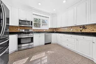 84-33 Wareham Pl, Jamaica, NY 11432 - Photo 8