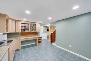16 Ashland Ave, New Hyde Park, NY 11040 - Photo 38