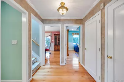 16 Ashland Avenue, New Hyde Park, NY 11040 - Photo 16