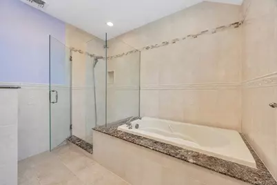 16 Ashland Avenue, New Hyde Park, NY 11040 - Photo 28
