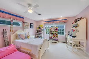 16 Ashland Ave, New Hyde Park, NY 11040 - Photo 32
