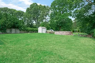 269 Carleton Dr E, Shirley, NY 11967 - Photo 18