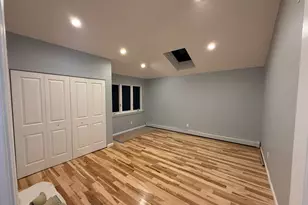 186 E Pennywood Ave, Roosevelt, NY 11575 - Photo 10