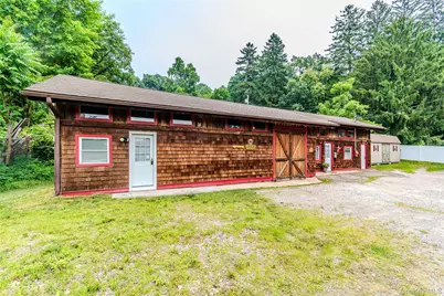 382 E Main Street, Jefferson Valley, NY 10535 - Photo 16