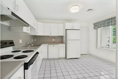 630 Heritage Hills Unit#C, Somers, NY 10589 - Photo 4