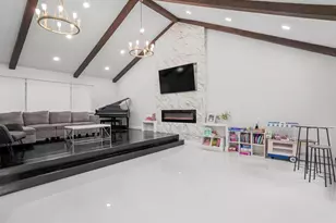 234 Town Line Rd, Commack, NY 11725 - Photo 6