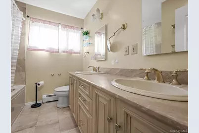 234 Townline Road, Commack, NY 11725 - Photo 22