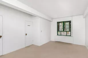 1725 Purdy St, Bronx, NY 10462 - Photo 10