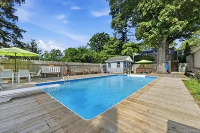 167 Lyon Street, Valley Stream, NY 11580 - Photo 34