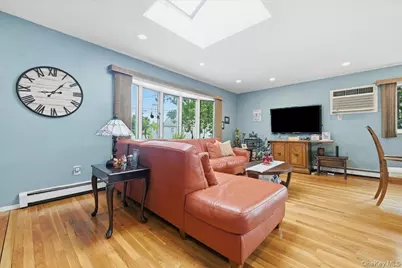 167 Lyon Street, Valley Stream, NY 11580 - Photo 10