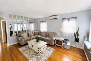 118-28 227th St, Cambria Heights, NY 11411 - Photo 4