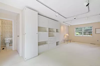 28 Stratford Place, New City, NY 10956 - Photo 16