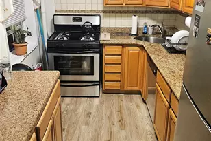 180 Van Cortlandt Park S, Bronx, NY 10463 - Photo 6